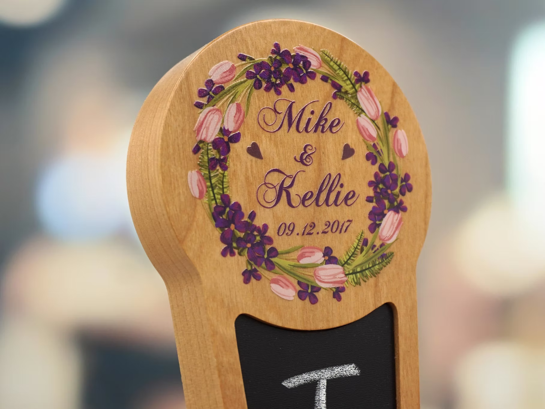 6 Ways to Customize Your Canadian Wedding’s Mobile Bar
